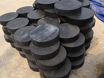 怀柔区板式橡胶支座由若干层橡胶片与薄钢板经加压硫化